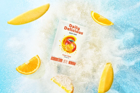 Daily Delicious Beauty Shake o smaku mango i pomarańczy